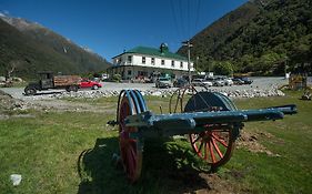 Otira Stagecoach Hotel